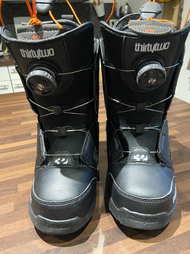 ThirtyTwo STW Boa Snowboardschuhe Snowboard Boots Gr.37 Neuwertig in Hallenberg