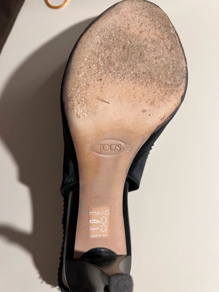 TOD’S High Heel Sandaletten Damenschuhe Gr.37,5 in Köln