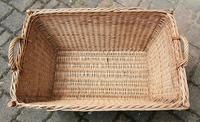 Weidenkorb mttel Wäschekorb ddr ca  78x52x32 cm Sachsen - Limbach-Oberfrohna Vorschau