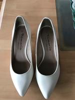NEU Tamaris Pumps Größe 36 neu weiß ecru Baden-Württemberg - Nehren Vorschau