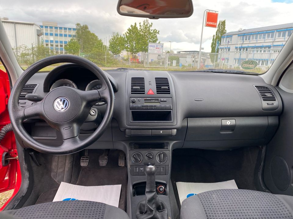VW Polo 6N2 TOP Zustand  mit 2 Jahren TÜV in Braunschweig