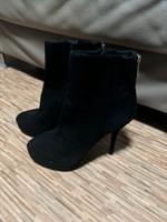 Guess Stiefeletten wie Neu Gr 38 Bayern - Germering Vorschau
