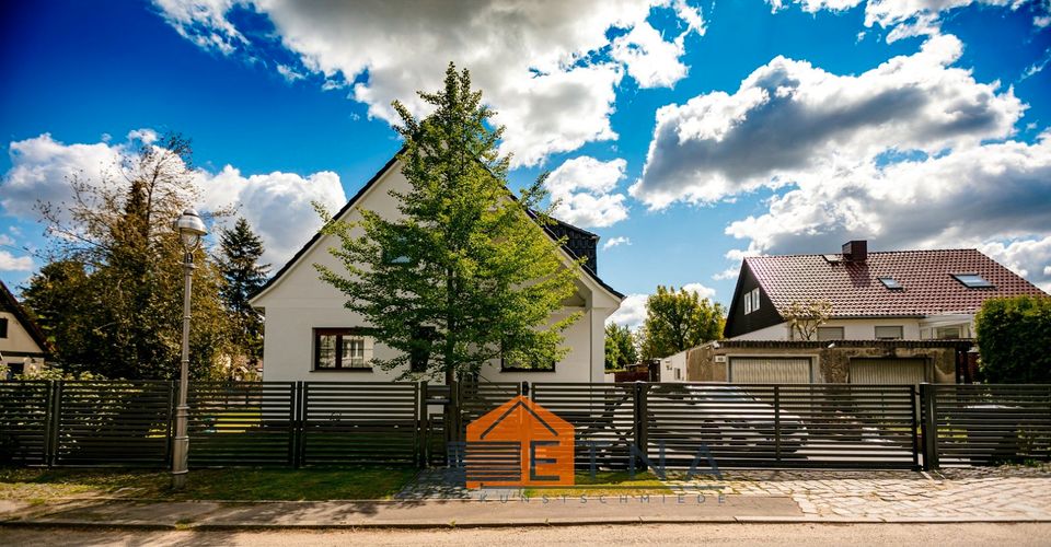 2 FLG.TOR MIT SICHTSCHUTZ in Berlin