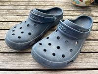 Blaue Crocs in Größe 39 Bayern - Zeitlarn Vorschau
