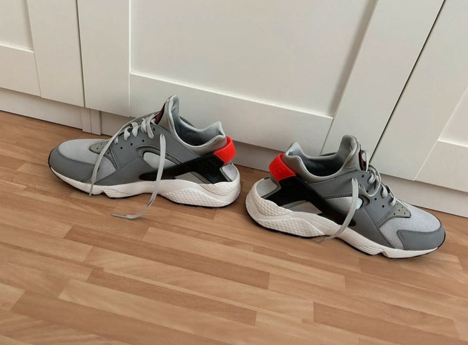 Nike Huarache Schuhe, Nike Schuhe, Nike Herren in Essen