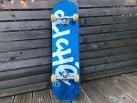 Skateboard Custom Build von Blue Tomato Größe 8,25 Niedersachsen - Pattensen Vorschau