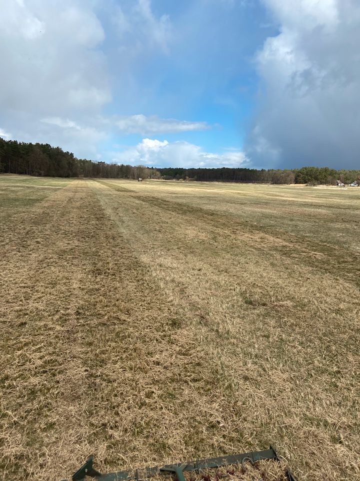 Dienstleistungen Lohnarbeiten Landwirtschaft Mähen Pressen in Torgelow