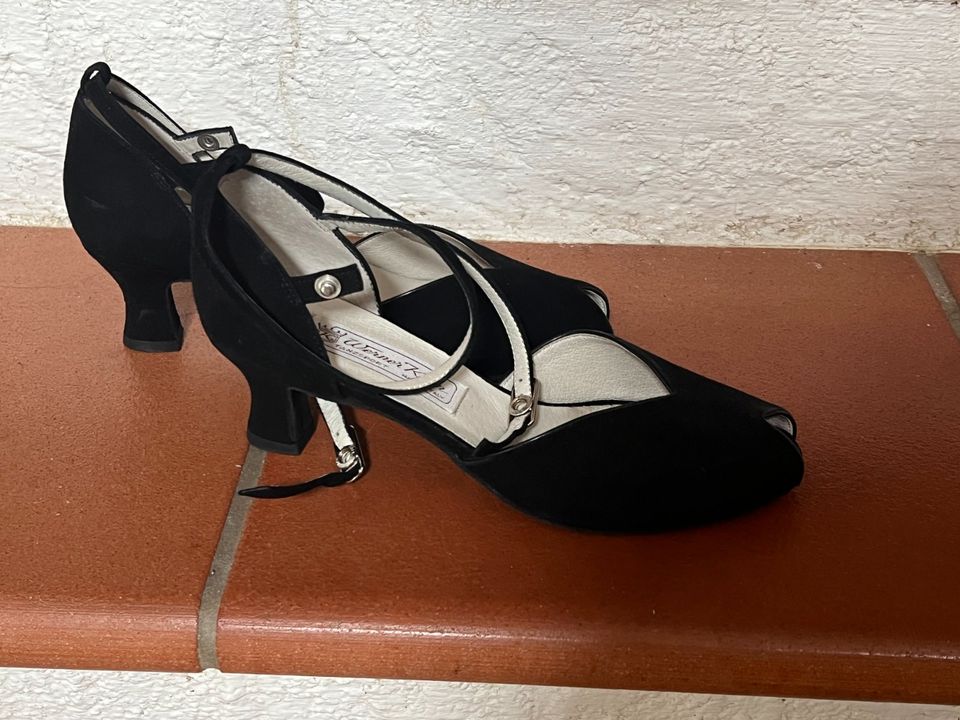 Tanzschuhe schwarz in Jugenheim in Rheinhessen