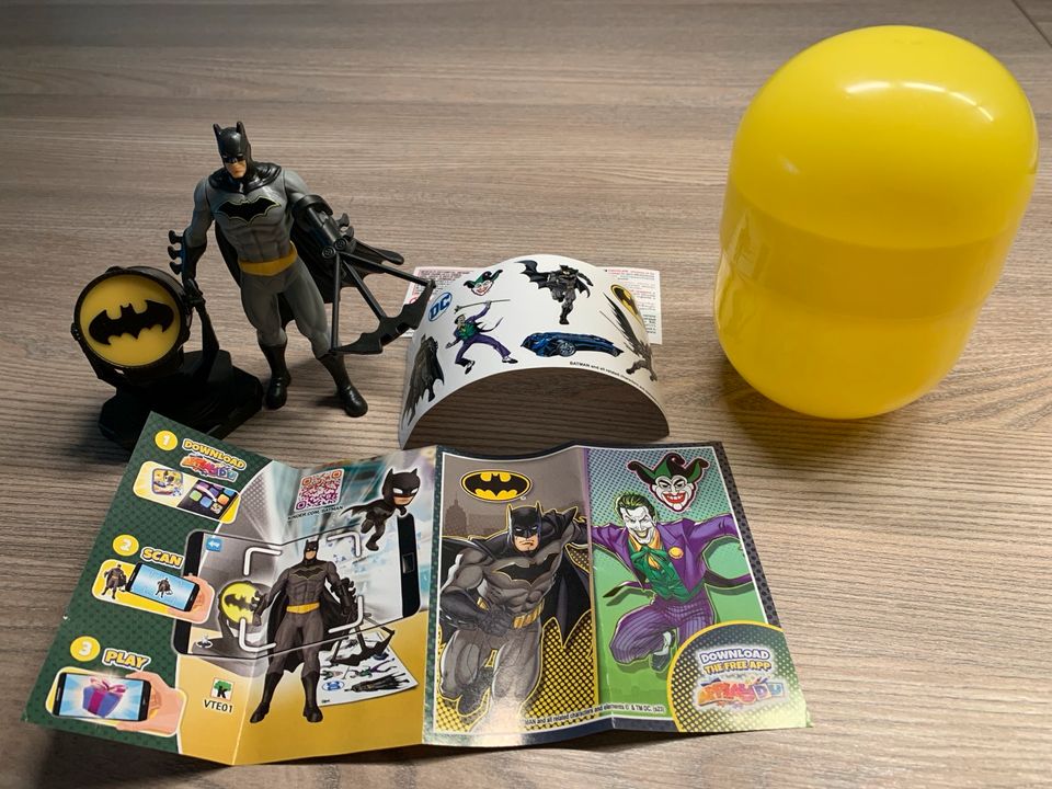 Batman Ü-Ei Figur aus Riesen Maxi Überraschungsei inkl. Sticker in Hemer