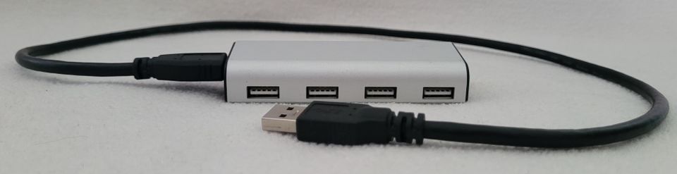 4-Port USB 3.0 Hub aus Aluminium von Digimate in Bamberg