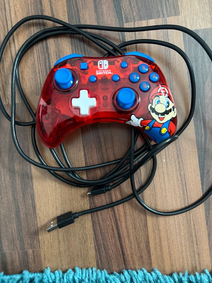 Nintendo Switch Controller super Mario in Eckental 