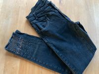 wie neu TREDY Jeans Gr 44 schwarz Strass Nieten Hessen - Hünfelden Vorschau