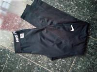 Nike Pro Sportleggins in Größe S M Nordrhein-Westfalen - Kamen Vorschau