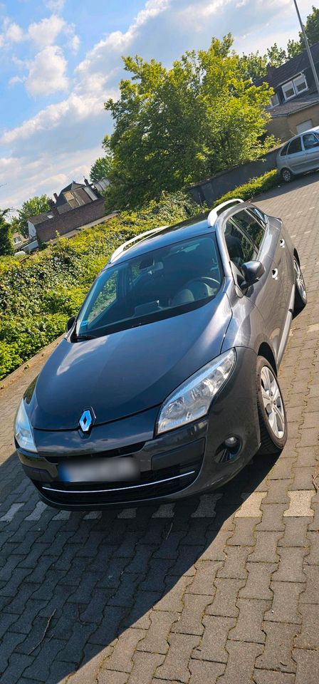 Renault Megane III Grandtour 1.6 LPG in Nettetal