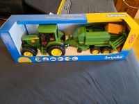 Bruder John Deere 6920 mit Presse 690 Set0256 Traktor Bayern - Triftern Vorschau