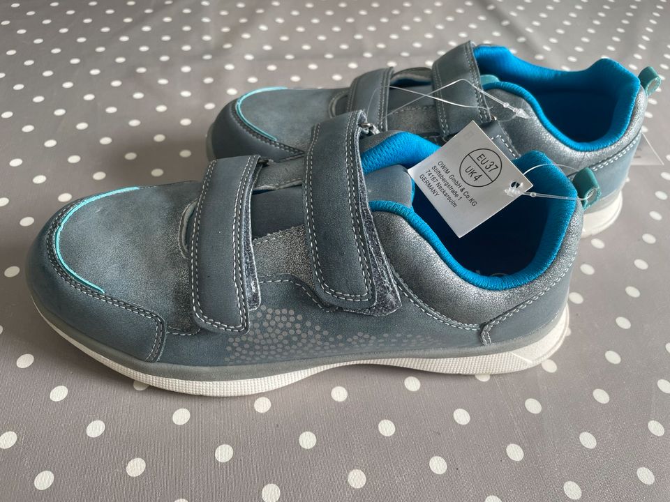 Mädchen Sneaker Turnschuhe neu ungetragen Gr 37 in Nordrhein-Westfalen -  Herzogenrath | eBay Kleinanzeigen ist jetzt Kleinanzeigen