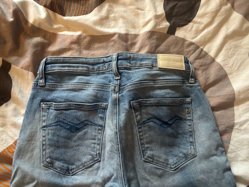 Jeans denim Replay skinny flared 27 XS S in Oberhausen