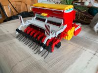 Bruder 02347 Pöttinger Kreisekegge-Sämaschine, 1:16, Neuwertig Nordrhein-Westfalen - Kierspe Vorschau