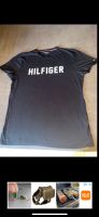 Herren Tommy Hilfiger T Shirt Blau Größe Xl… Niedersachsen - Hildesheim Vorschau