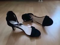 Absatzschuhe Riemchenschuhe Damenschuhe Schuhe 40 / 41 Leipzig - Gohlis-Nord Vorschau
