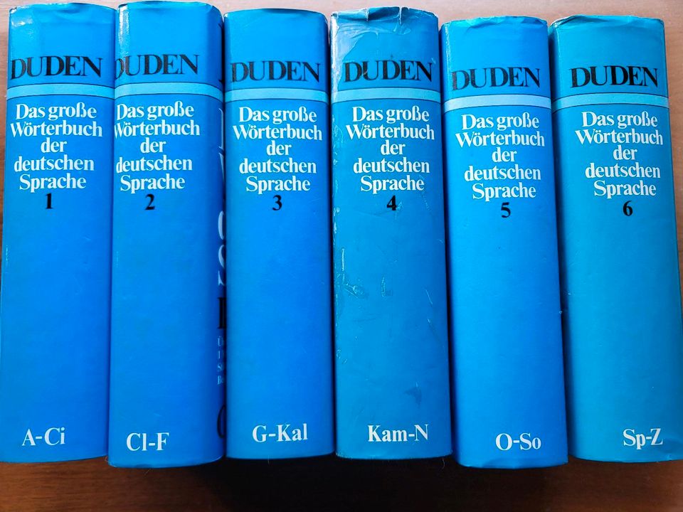 Diverse alte Bücher in Belm