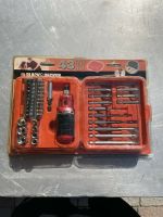 Black Decker 43 Teiliges Ratschen/Schrauberbit Set Hessen - Ludwigsau Vorschau