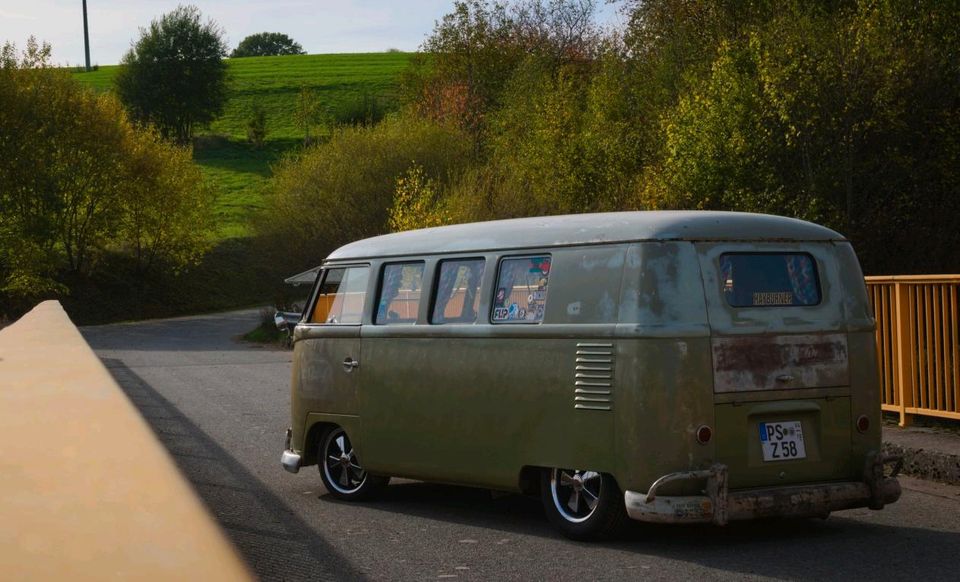 VW T1 Bus 1958 mango olack logos Camper Tausch porsche möglich in Pirmasens