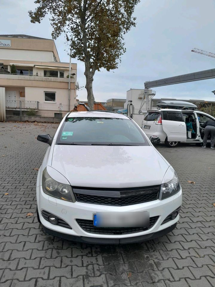 Opel Astra 1.4 zu verkaufen in Wiesbaden