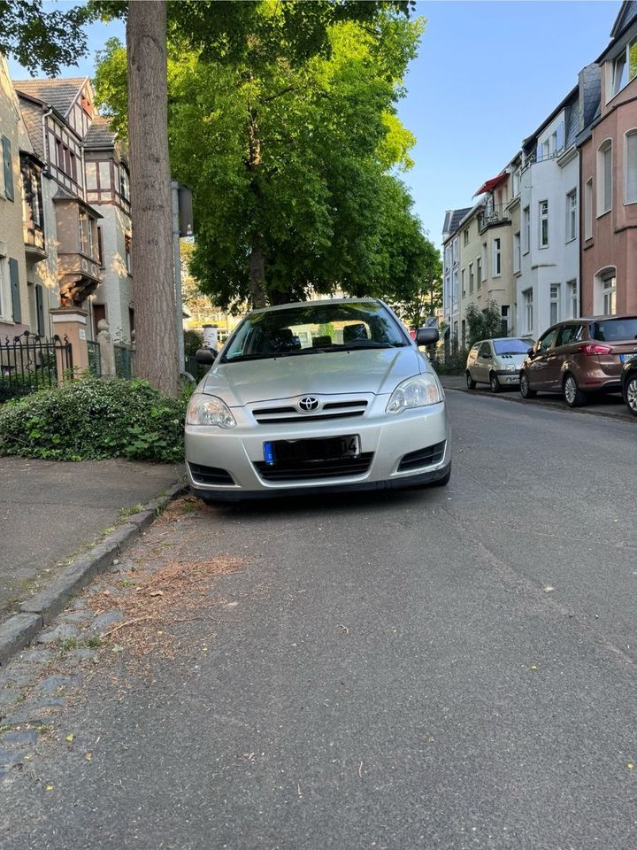 Toyota Corolla 1.4 - in Bonn