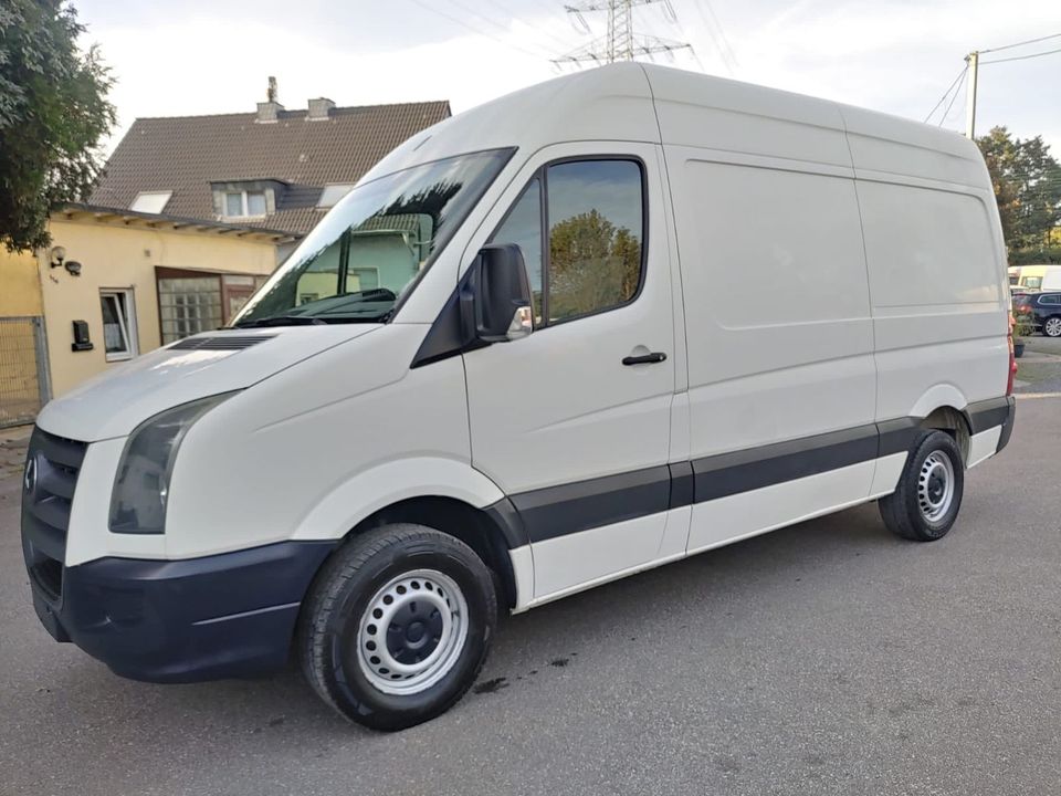 Volkswagen Crafter 2,5 Tdi  Hoch+Lang in Essen