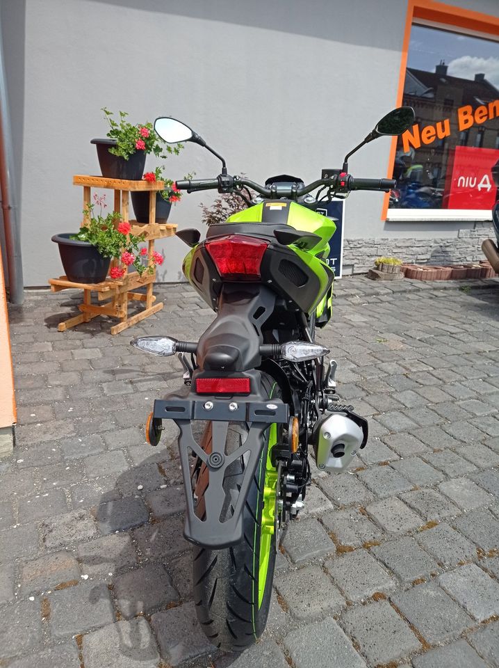 BENELLI BN 125 Naked Neufahrzeug--- SOFORT VERFÜGBAR--- in Halle