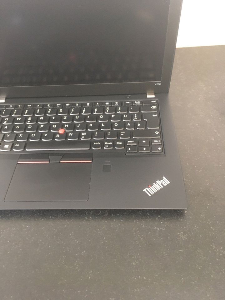 Leichter kleiner Laptop Lenovo x280 i5 Win 11 12,5" 8GB 256GB FH in Rosenfeld