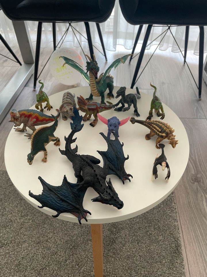 Schleich Tiere, Pferde Dinosaurier, Drache Konvolut in Köln