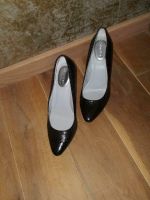 Calvin Klein Pumps Gr 36 High Heels Schlangenleder Optik Hessen - Wöllstadt Vorschau