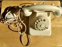 altes Telefon, Wählscheibentelefon antik retro W48 weiss Bayern - Karlsfeld Vorschau