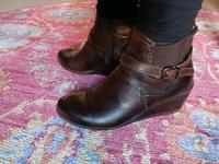 Tamaris Stiefel Boots Stiefelette Keilabsatz braun 39 Thüringen - Weimar Vorschau
