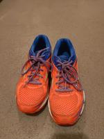 Asics - Gut erhaltener Damen Laufschuh. Gr. 40,5 Nordrhein-Westfalen - Kaarst Vorschau