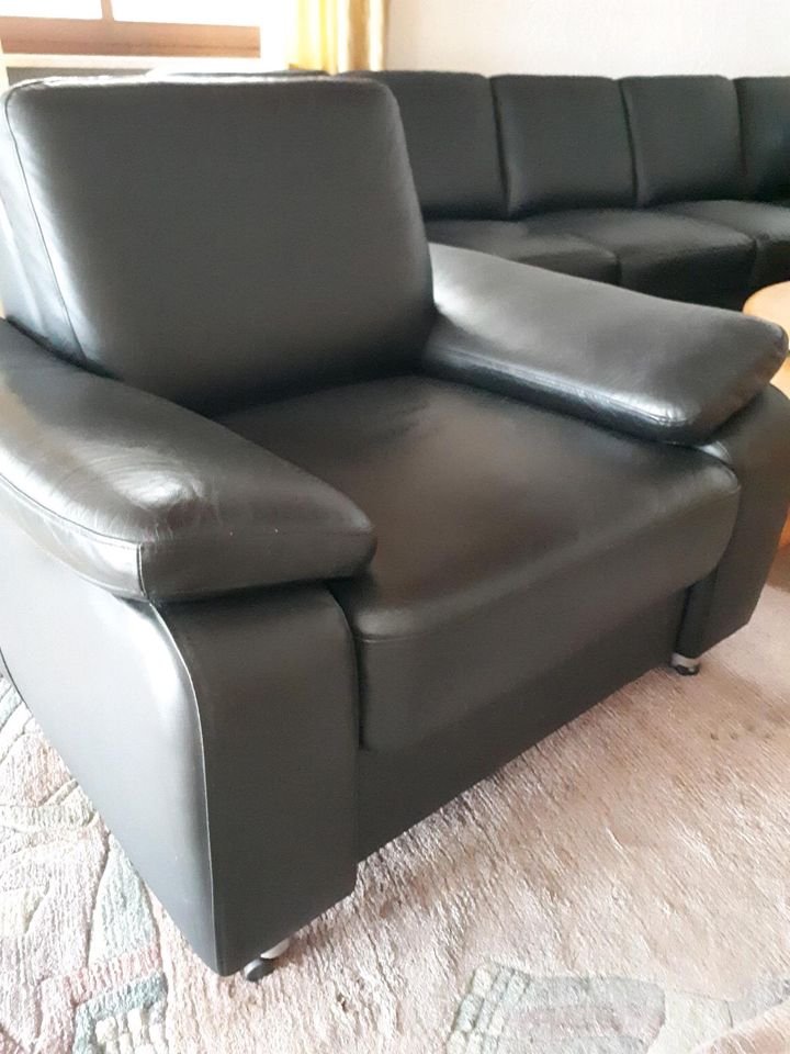 Couch Leder schwarz in Niederwinkling