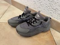 Adidas Sportschuhe Gr. 38 Farbe grau Hessen - Ortenberg Vorschau