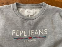 Grauer Pullover von PEPE JEANS in Größe L Kr. München - Putzbrunn Vorschau