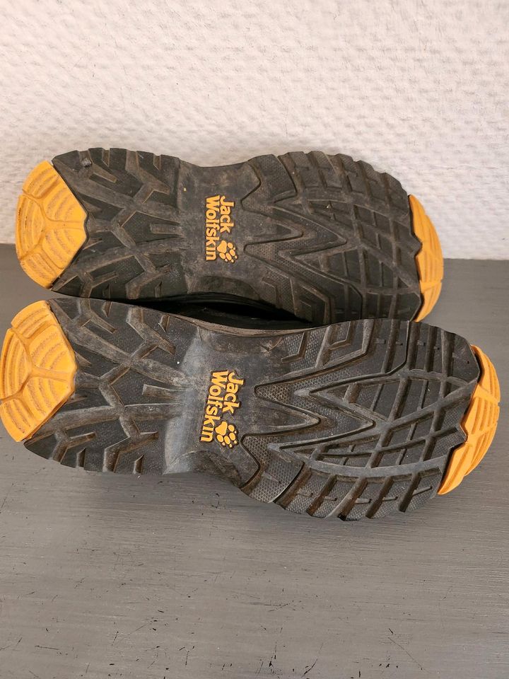 Jack Wolfskin Schuhe Gr. 39 in Bad Honnef