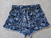 Bade-Shorts Bade-Hose Damen Dschungel Tukan L XL schwarz weiß Nordrhein-Westfalen - Rommerskirchen Vorschau
