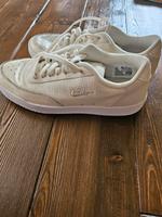 Nike Sneaker 37,5 Thüringen - Unterweißbach Vorschau