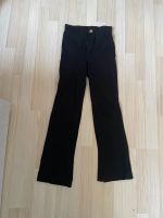 Stradivarius Hose Schlaghose Stoffhose S 36 Nordrhein-Westfalen - Bottrop Vorschau