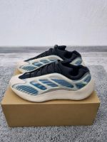 Yeezy 700 V3 Kyanit Size 11 / Größe 46 (Gebraucht) Nordrhein-Westfalen - Wesel Vorschau