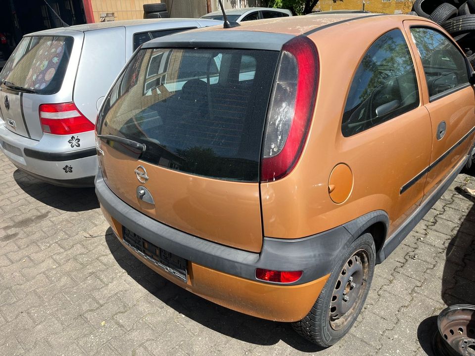 Opel Corsa C in Coburg