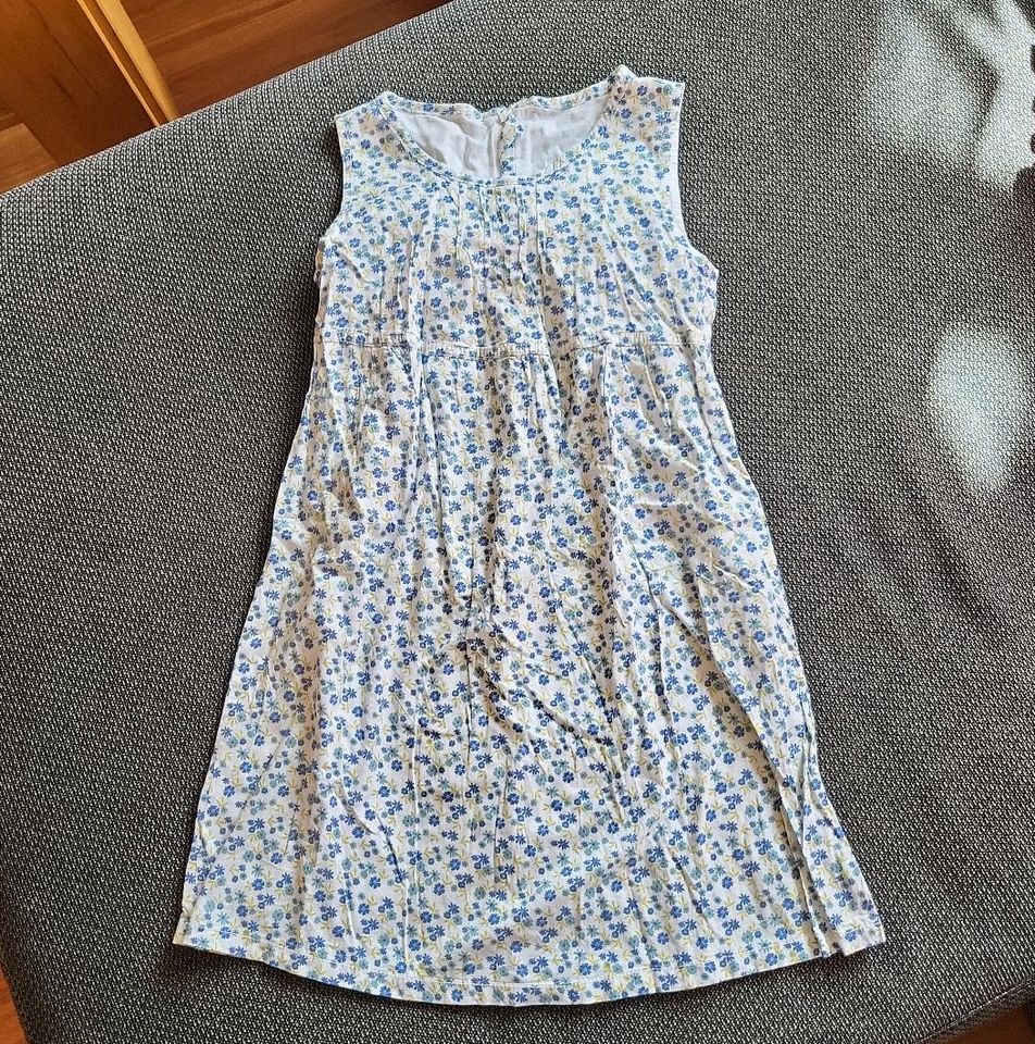 Kleid Blümchen Gr.140 Sommerkleid Frühling in Rutesheim  