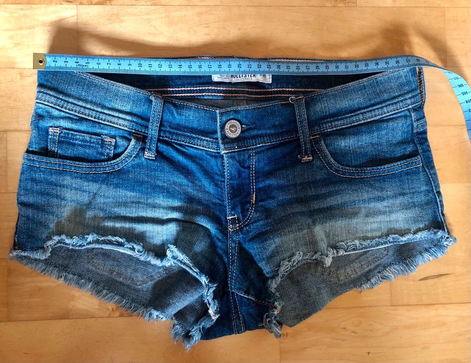 Hollister Jeans Shorts W26 in Kürten