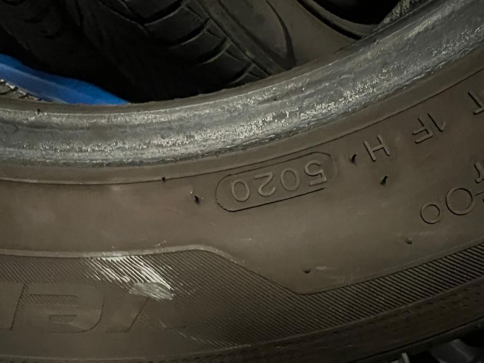 2 PKW Sommerreifen 185/60R15 84H Hankook in Stadtkyll