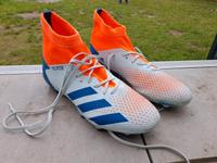 ADIDAS Predator Fussballschule | Größe 43 1/3 Niedersachsen - Gehrden Vorschau